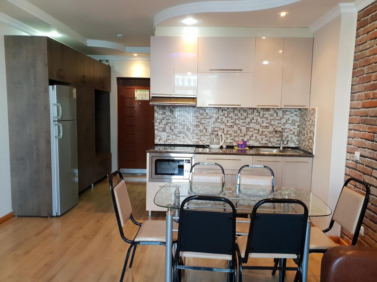Batumi Apartments Guli エクステリア 写真