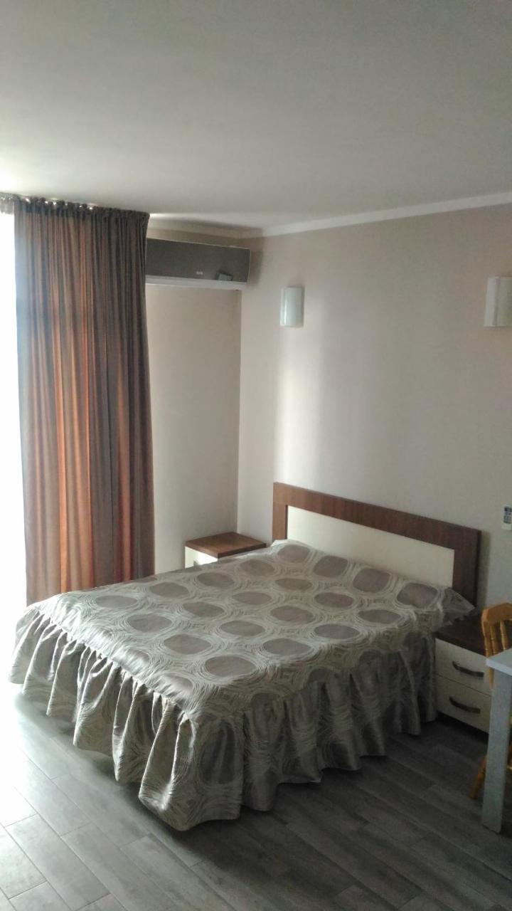 Batumi Apartments Guli エクステリア 写真